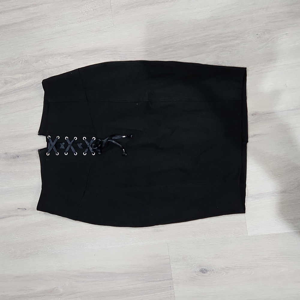 NWT Express lace up skirt